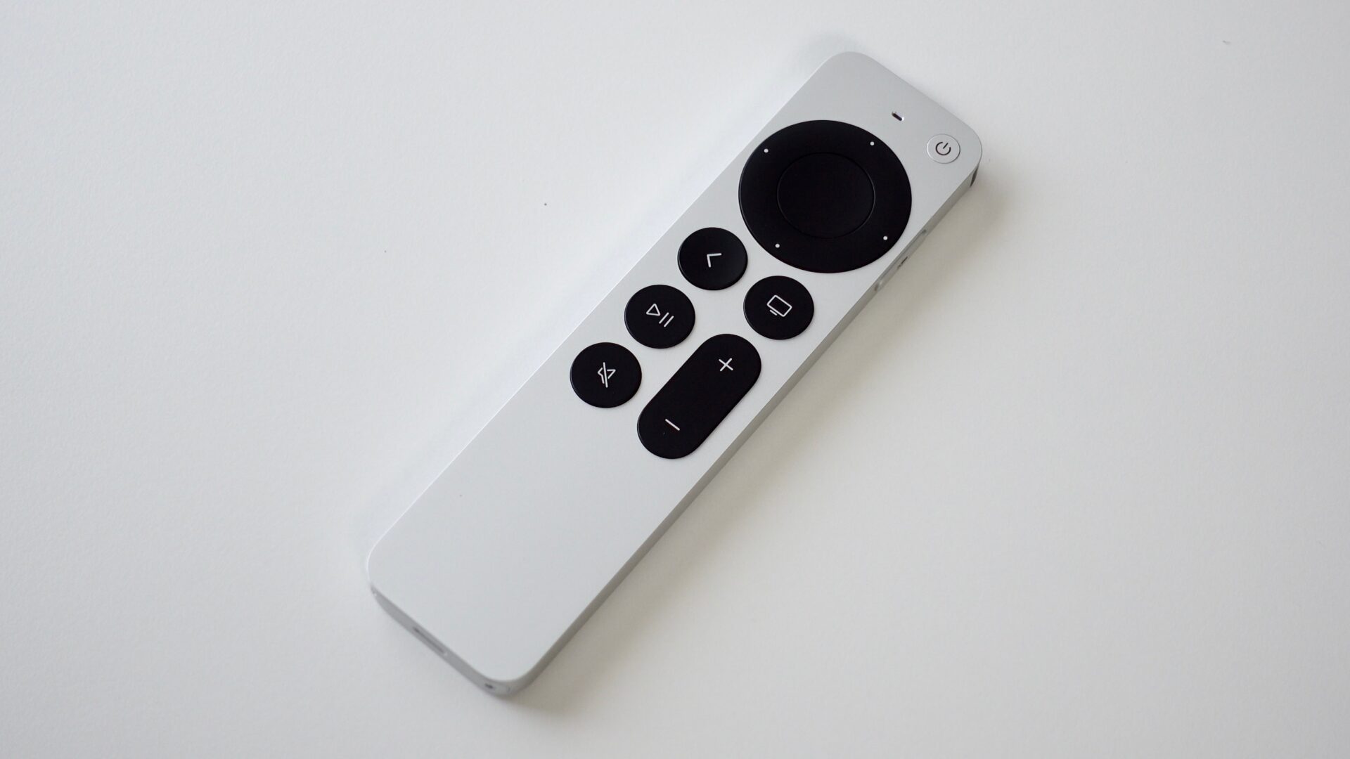 Apple TV」のリモコンの使い方！「Siri Remote 第2世代」を徹底解説 ...